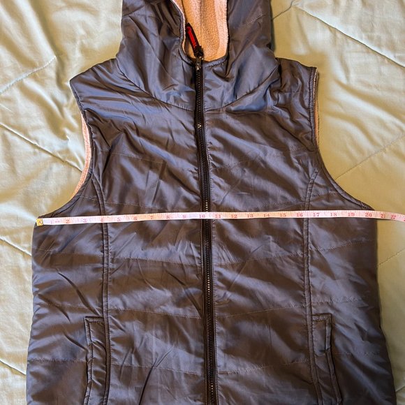 ๐ธ FAHRENHEIT SHERRPA LINED HOOD VEST DARK GREY ๐ธ - Picture 5 of 6